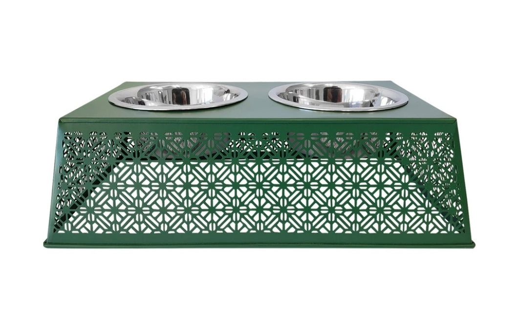 Country Style Metal Feeder - Green - Two 32 oz Bowls